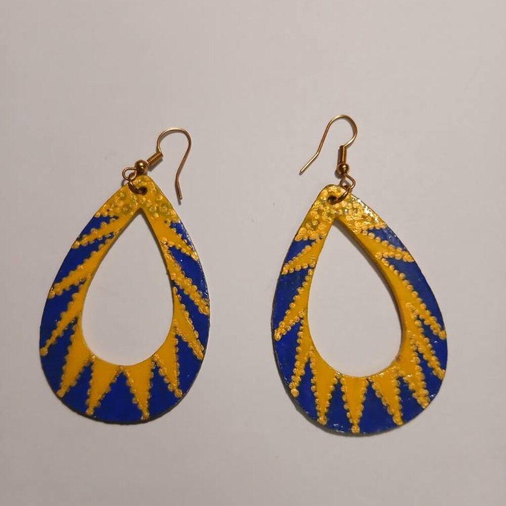 Afrocentric Earrings / Wooden Earrings / Handmade Earrings / African Roots